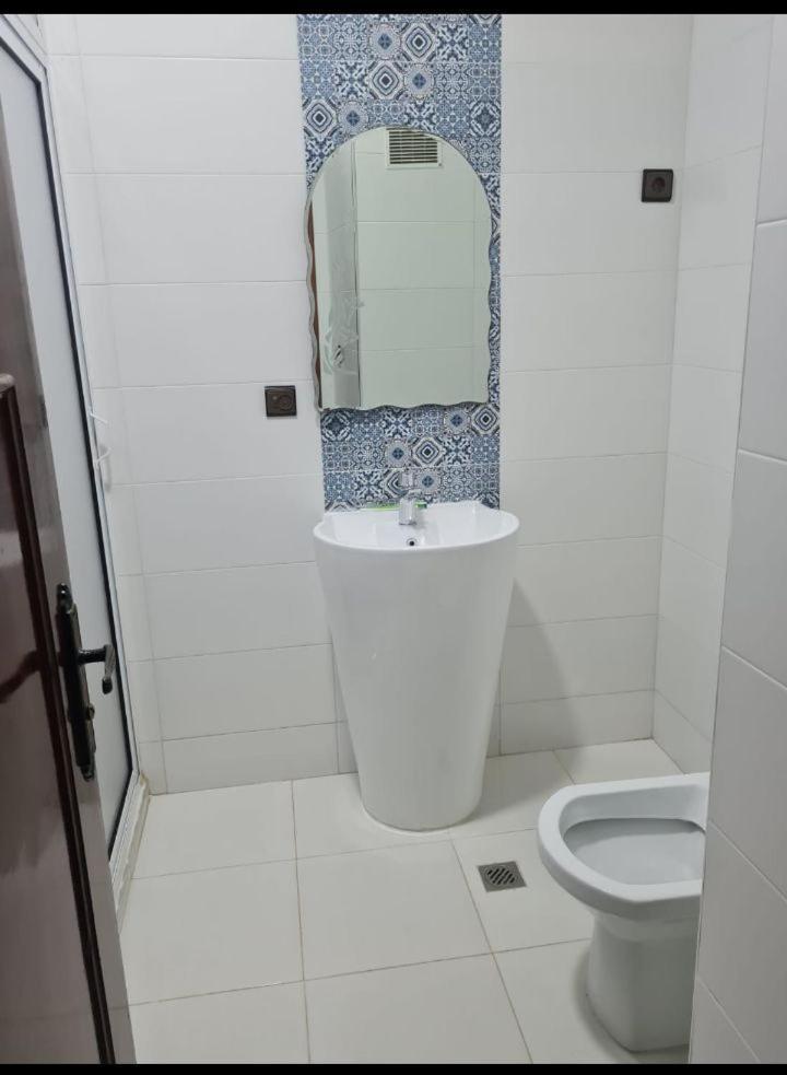 Mestura Marina Tanger Bagian luar foto